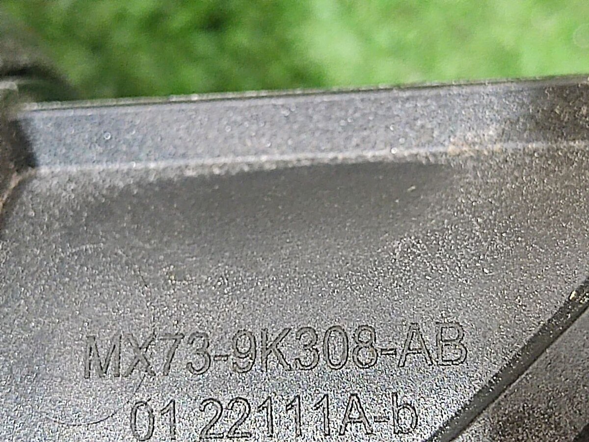 LR176644 Патрубок повітря до коздушного фільтра Range Rover Sport L494 (2014-2022)
